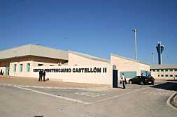 Fachada de la cárcel de Albocàsser meses antes de la inauguración del centro, el pasado mes de junio.