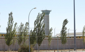 Acaip pide comprobar si los funcionarios de Topas recibieron vacunas del lote inmovilizado de AstraZeneca