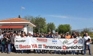 Celebrada concentraci&oacute;n en Valdemoro pidiendo el cese inmediato del Director